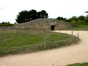 Entrance to the passage grave, discovered 1825
